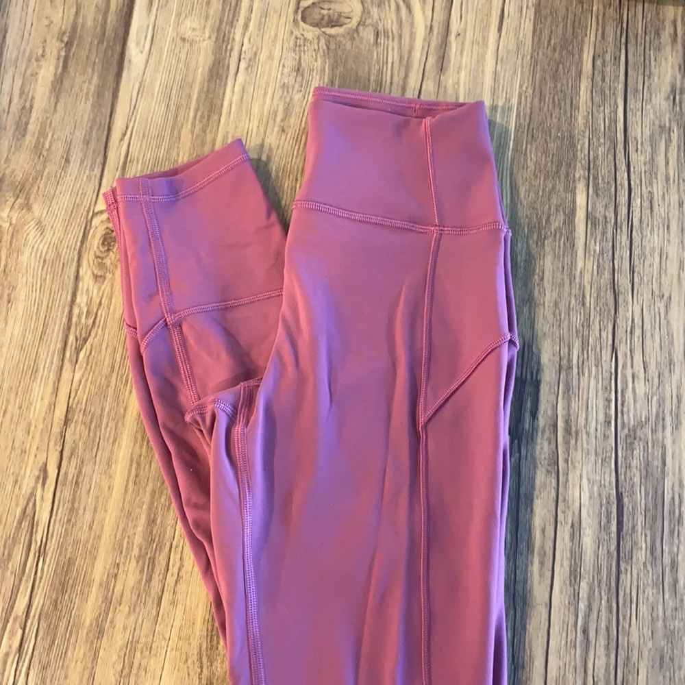 Pink lululemon leggings